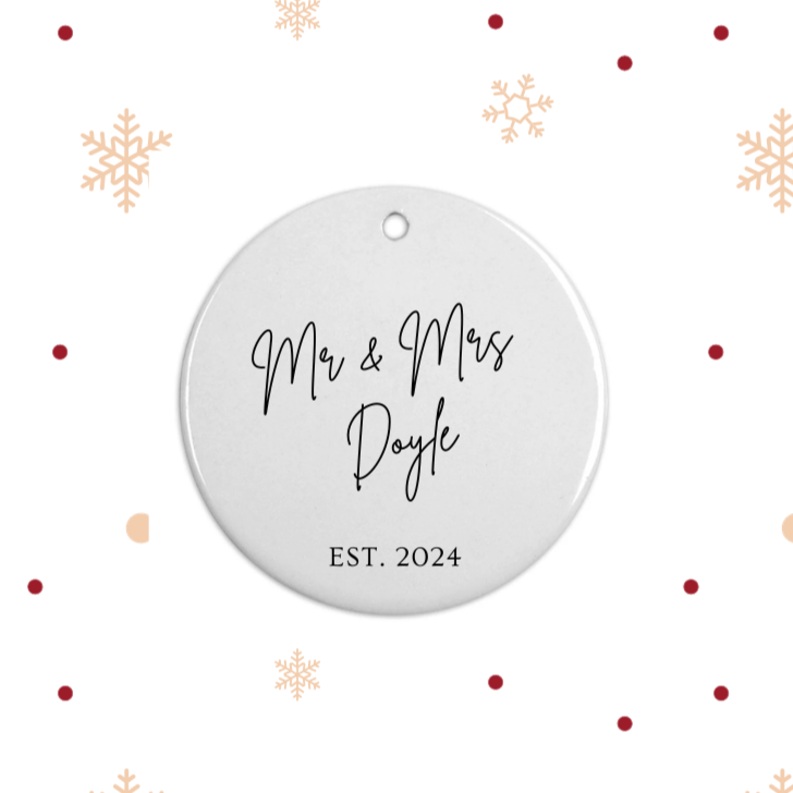 First Christmas Married/Mr & Mrs Bauble 6