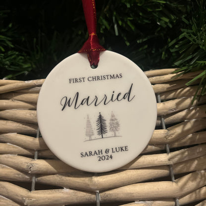 First Christmas Married/Mr & Mrs Bauble 2