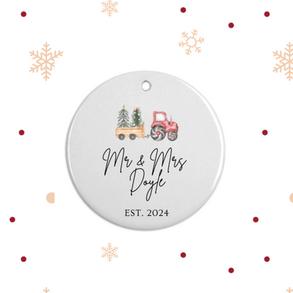 First Christmas Married/Mr & Mrs Bauble 5