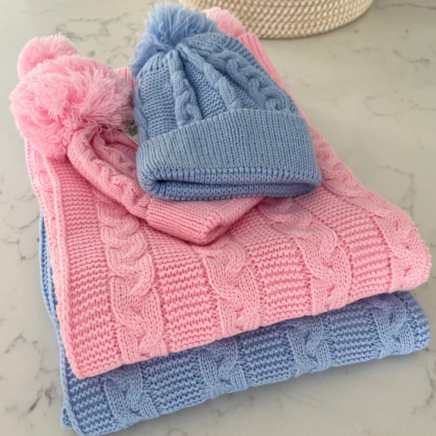 Cable Knit Blanket & Hat Set Pink